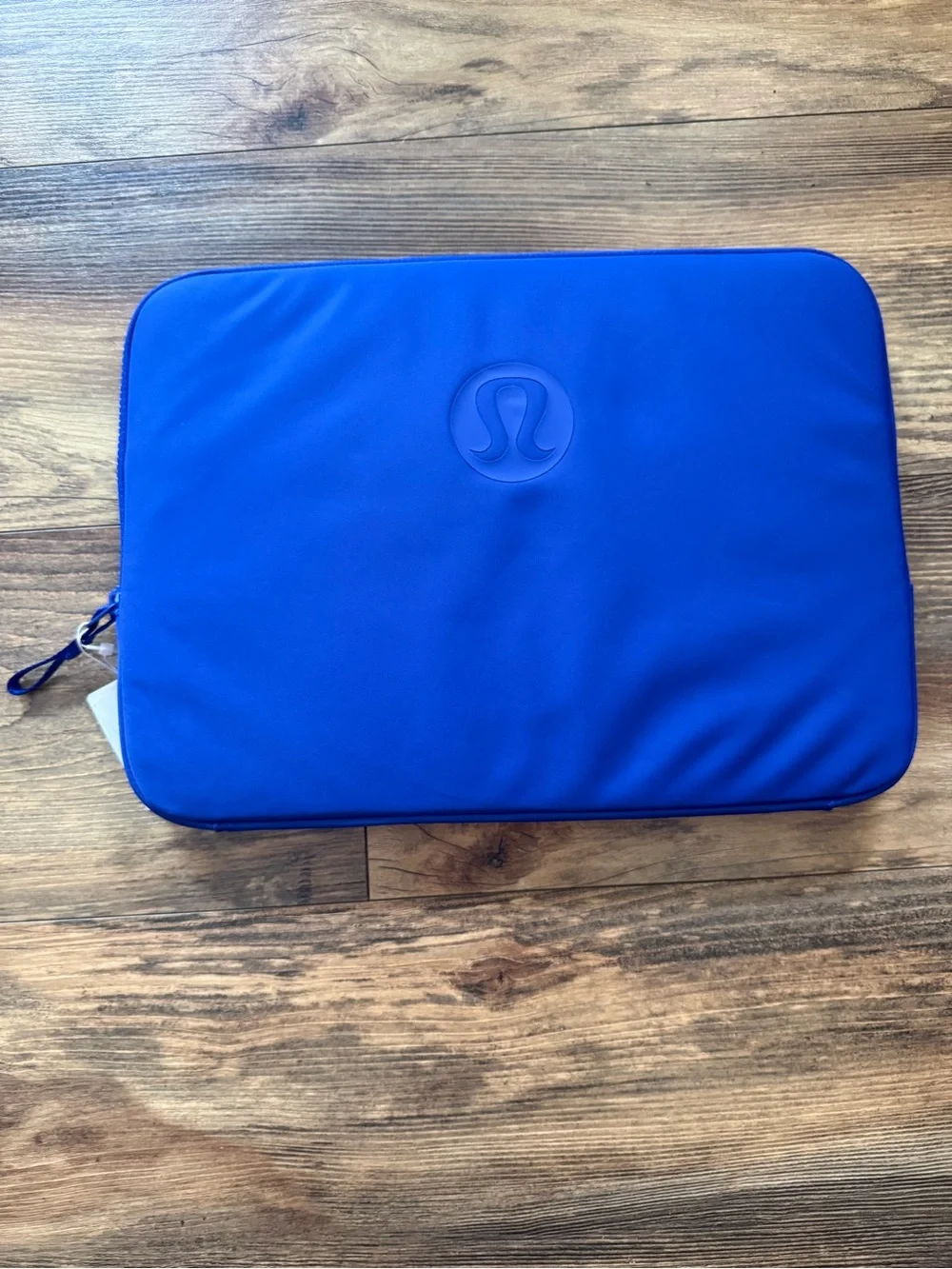 Lululemon New Crew Laptop Sleeve Beachball Blue